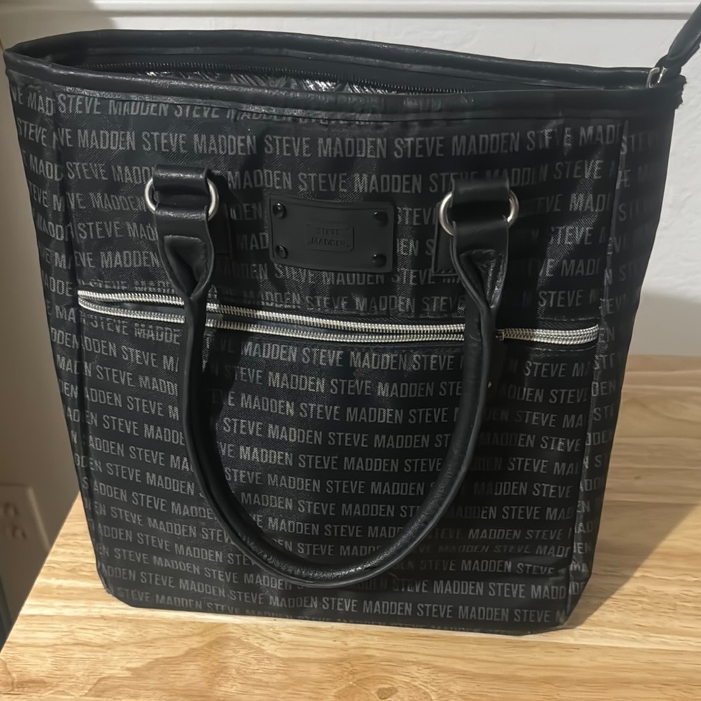 Steve Madden Black Tote Bag. Lunch Bag. Insulated